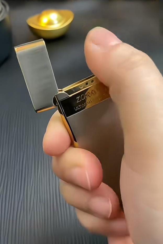 Sleek & Slim Lighter Premium Quality Refillable Lighter Gift for Men...