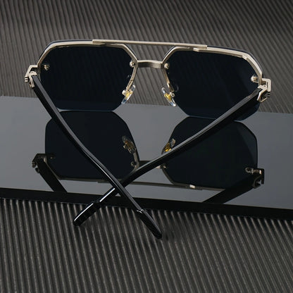 Unisex Retro Metal Frame Fashion Glasses