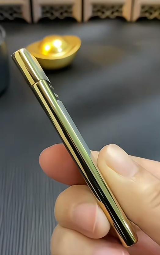 Sleek & Slim Lighter Premium Quality Refillable Lighter Gift for Men...